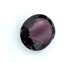 Burma spinel – 7.38 carat natuurlijke Burma spinel (gecertificeerd)