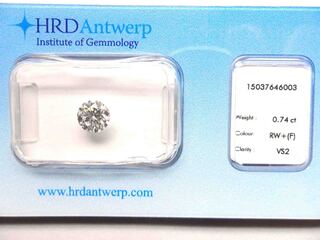 Diamant – 0.74 carat natuurlijke diamant (gecertificeerd)