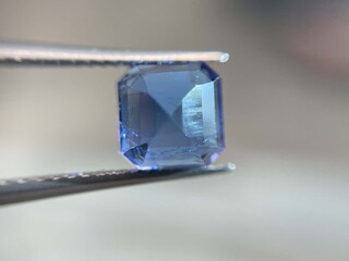 Saffier – 2.90 carat natuurlijke saffier (gecertificeerd)