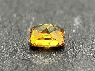 Diamant – 0.29 carat natuurlijk oranje diamant (gecertificeerd)