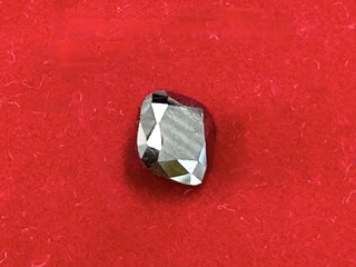 Diamant – 2.21 carat natuurlijke zwarte diamant in kussen vorm (gecert