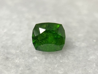 Demantoid – 0.73 carat natuurlijke demantoid