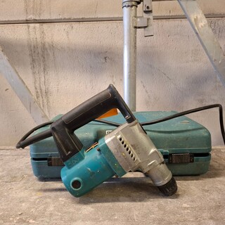 Boorhamer Makita, HR2010