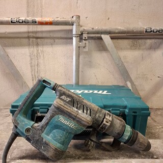 Breekhamer Makita, HM1111C, bouwjaar 2020