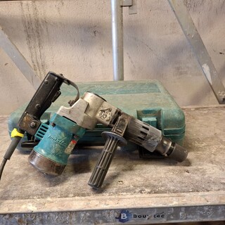Boorhamer Makita, HM0810T