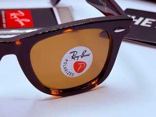 Rayban zonnebril Wayfarer tortoise brown polarized