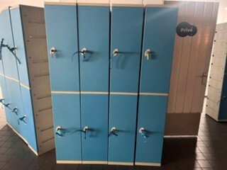 8x Kleding kluisjes met sleutel, Woelwater, 2 per kolom, blauw, 2020