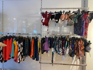 Ca. 370x Badmode, lingerie en fietskleding, Beachlife, Cyell, Simone P