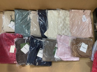 Ca. 44x Truien, bloesjes en broeken, Marella, Peserico, FFC Fashion, X