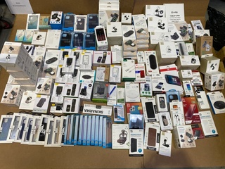 Ca. 186x Powerbanks en telefoonhoesjes, Guess, Vention Liquid