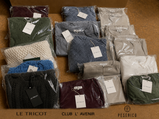 Ca. 30x Damesmode, Le Trico, Peserico, Club L’avenir, XS-3L