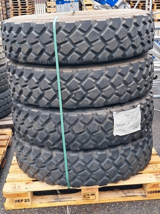 4x Vrachtwagenband, Michelin, XZL