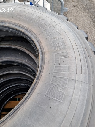 4x Vrachtwagenband, Michelin, XZL