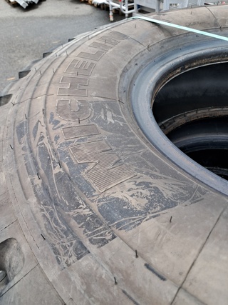 4x Vrachtwagenband, Michelin, o.a XZL