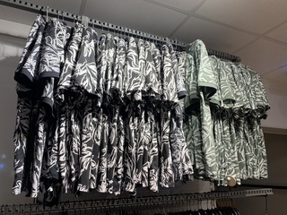 Ca. 127x T-shirts, jassen en zwembroeken, Jack & Jones, Superdry, Puma