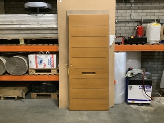Buitendeur 87,5 x 201,5, bruin