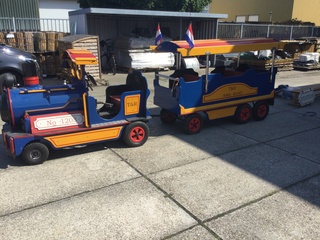 Kindertreintje op benzine, inclusief aanhangwagen,  diverse kleuren