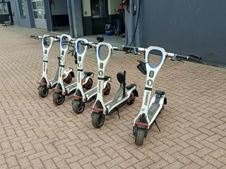 5x Elektrische step, Veeley, 2019