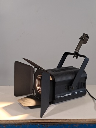 7x Studio lamp, DTS, Scena LED 150 PC