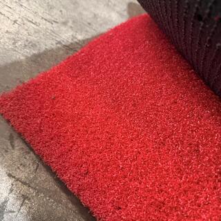 Ca. 96m2 Kunstgras, 10 mm hoog, rood