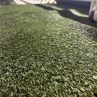 Ca. 34m2 Kunstgras, 20 mm hoog, groen