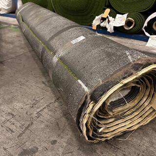 Ca. 15m2 Kunstgras, 10 mm hoog, groen, wit