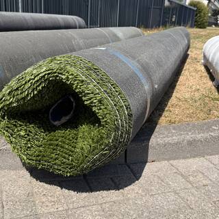 Ca. 79,95m2 Kunstgras, 24 mm hoog, groen