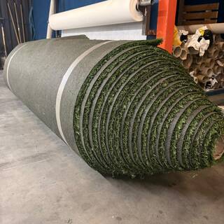 Ca. 34m2 Kunstgras, 20 mm hoog, groen