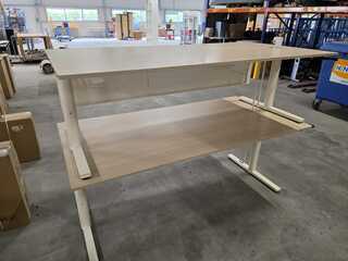 2x bureau tafel, Gispen