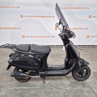 Scooter, Capri, CL 50