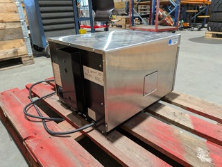 Professionele magnetronoven, Menumaster, DEC18E2