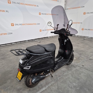 Scooter, Capri, CL 50