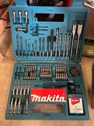 Partij gereedschap en toebehoren, W.o. Metabo, Ferm