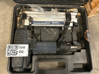 3x Gereedschapskoffer met inhoud w.o. schuurmachine, W.o. Bosch, Makit