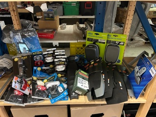 Ca. 30x Fietsaccessoires w.o. verlichting, spatbord, W.o. XLC, SKS