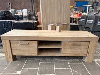 Tv-meubel 182x50x58 cm, 1x salontafel 165x102x69,5 cm