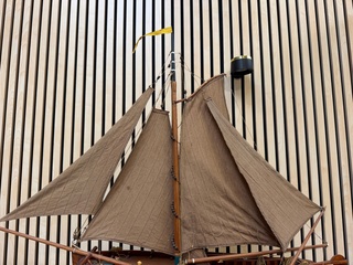 Gedetailleerd houten scheepsmodel Enkhuizerbol lengte 90 cm