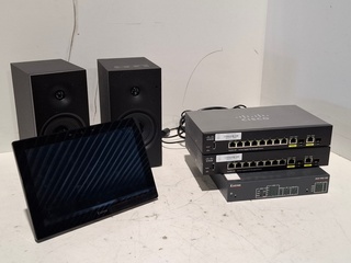 Partij Diverse professionele AV apparatuur, Extron, Cisco, Edifier
