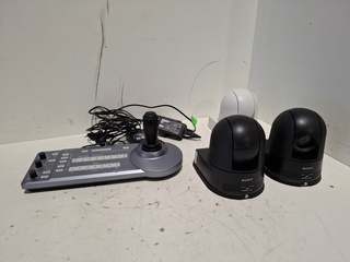 IP-besturingspaneel, SONY, RM-IP10, met 3x PTZ camera, SONY SRG-300SE
