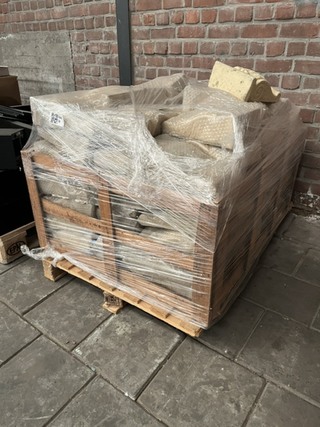 Ca. 80x Polystone wandconsole