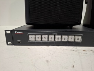 Partij Luidsprekers, videoswitcher, Audac, Extron, LX503, IN1608