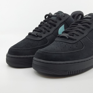 Paar sneakers, maat 44, Nike X Tiffany & Co, DZ1382-001