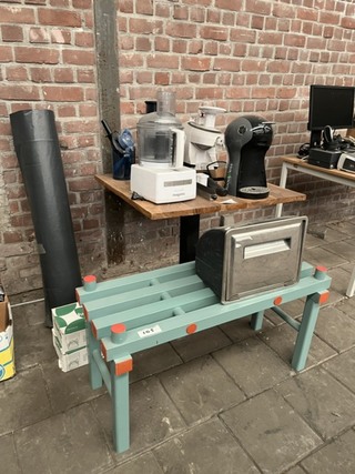 Partij horeca artikelen w.o. koffiezetapparaat, W.o. Foodness, Magimix