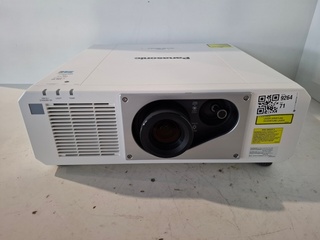 Projector, Panasonic, PT-RZ570, wit