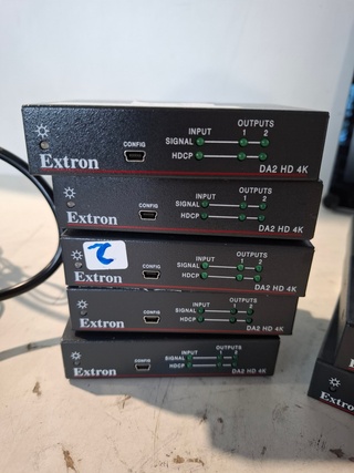 Partij Diverse professionele AV apparatuur, Neovo, Extron