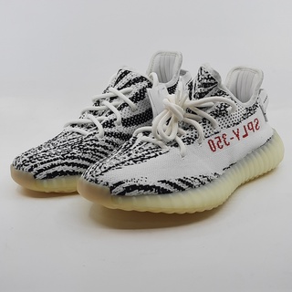 Paar sneakers, maat 40, Adidas Yeezy, CP9654