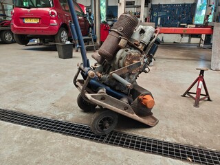 Trilapparaat op diesel, Wacker, DPS 2350