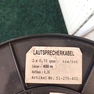 3x Haspels met luidspeaker kabel