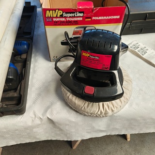 Poetsmachines, MVP, superline