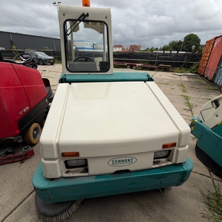 Opzit veeg- zuigmachine, Tennant, 6550, wit/groen